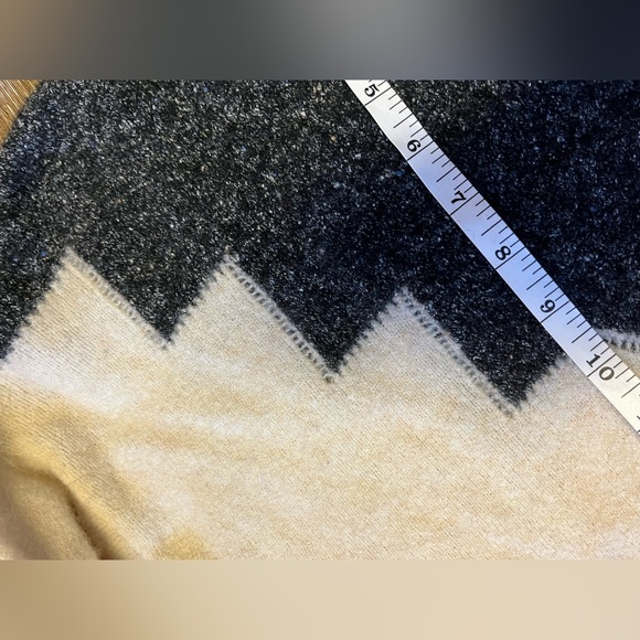 Joie size xsmall zinca sweater - Picture 9 of 11